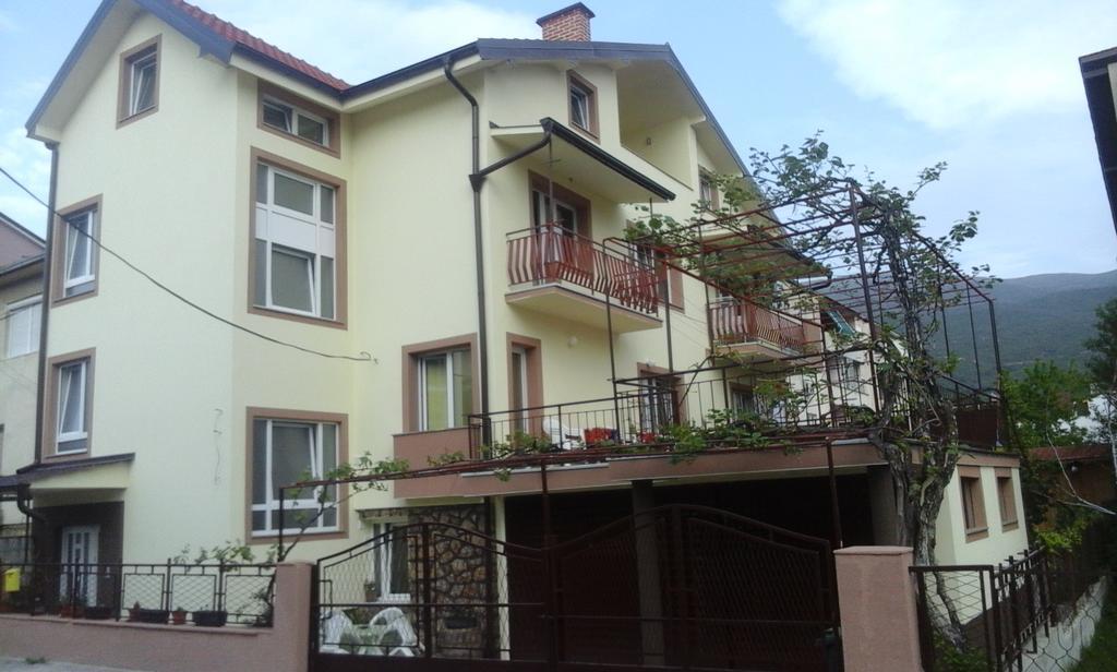 Отель House Nativa Охрид Экстерьер фото